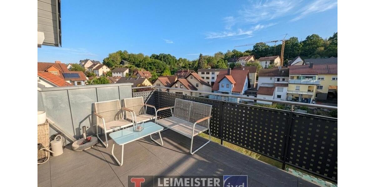 Dachgeschoßwohnung Haibach - 3 Zimmer, 83 m&sup2;, 1.190&euro; | Angebot:26621790