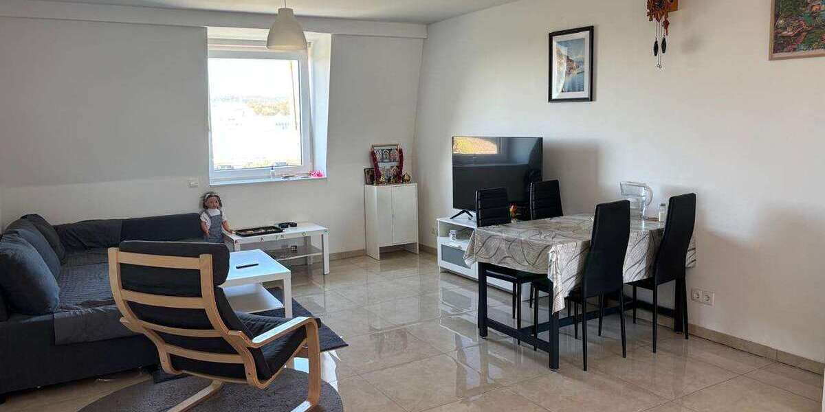 Etagenwohnung Aschaffenburg Österreicher Kolonie - 2 Zimmer, 75 m&sup2;, 1.195&euro; | Angebot:27338726