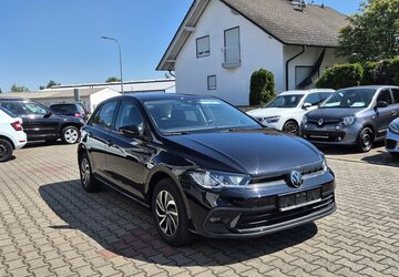 VW Polo 1,0 TSI Life DSG, Klima, LED, PDC, Carplay 17.200 km 18.990 &euro; Rodgau 63110