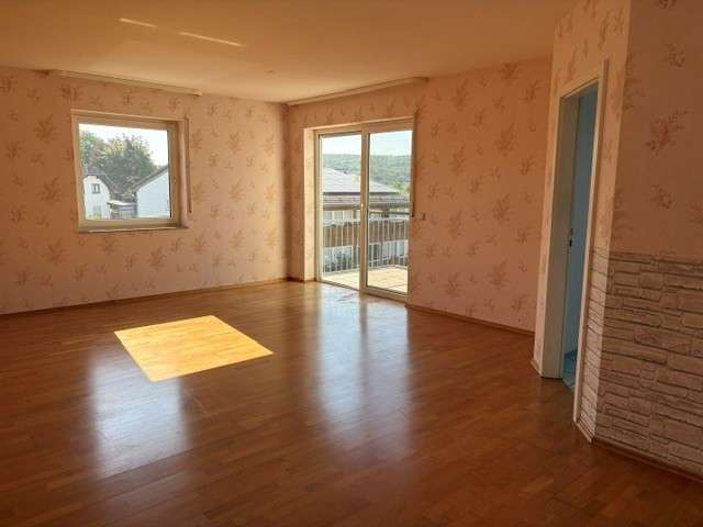 Etagenwohnung Büdingen-Düdelsheim Düdelsheim - 3 Zimmer, 80 m&sup2;, 1.000&euro; | Angebot:27316192
