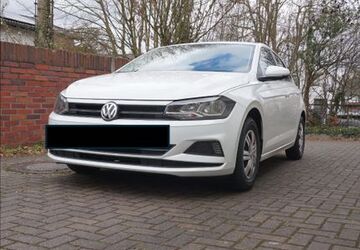 VW Polo 101.000 km 8.300 &euro; Hanau 63456